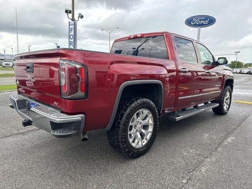 Red 2018 GMC Sierra 1500 SLT