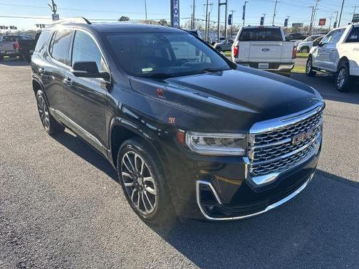 2020 GMC Acadia DENALI