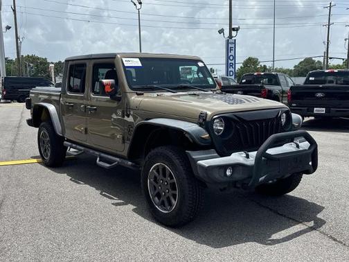 2020 Jeep Gladiator SPORT