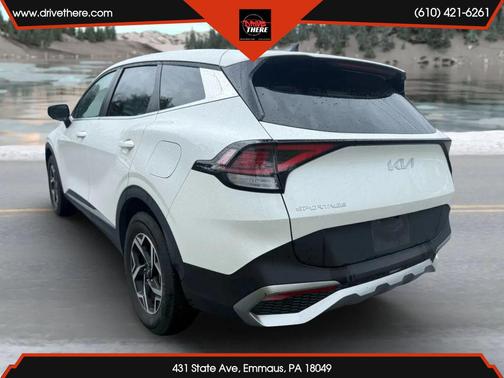 2024 Kia Sportage LX