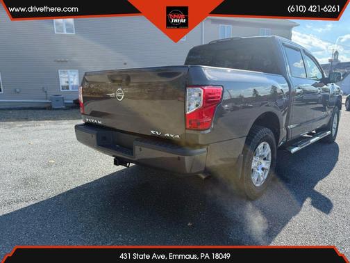 2018 Nissan Titan SV