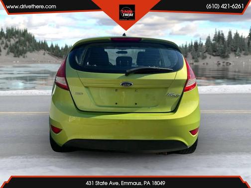 2011 Ford Fiesta SES