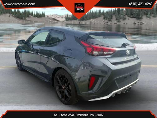 2019 Hyundai Veloster Base