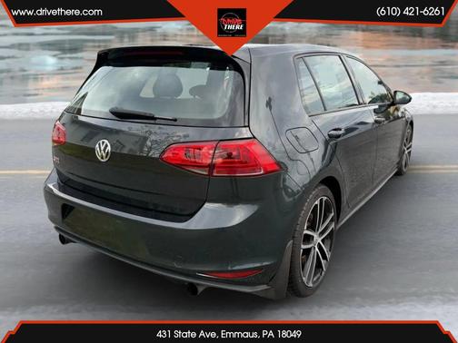 2017 Volkswagen Golf GTI 2.0T S 4-Door