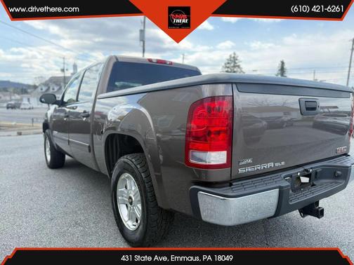 Brown 2008 GMC Sierra 1500 SLE1 Crew Cab