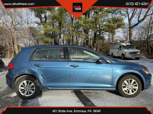 2016 Volkswagen Golf TSI 2-Door