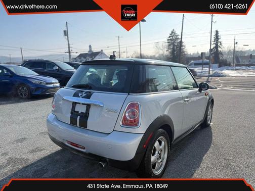 2011 MINI Cooper Base