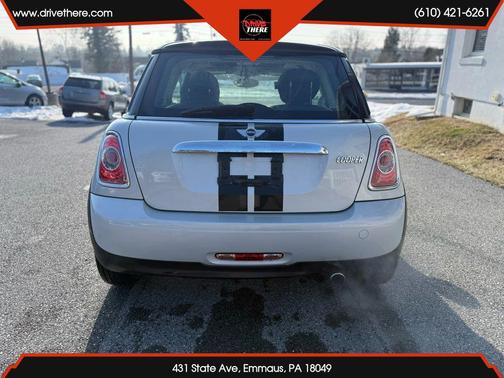 2011 MINI Cooper Base