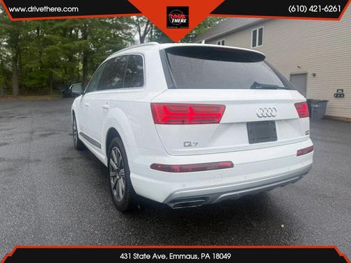 White 2017 Audi Q7 3.0T Premium