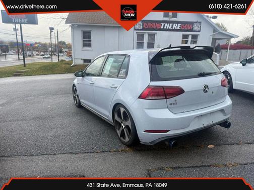 2018 Volkswagen Golf GTI 2.0T S 4-Door