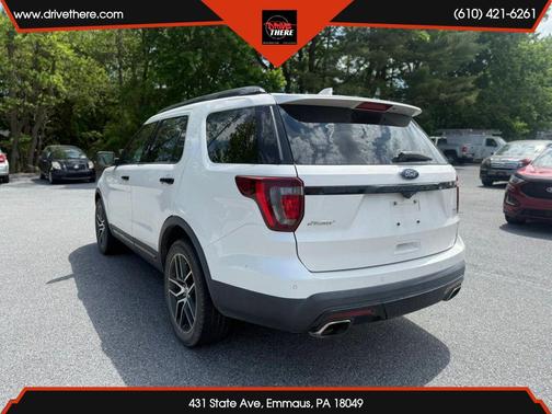 White 2016 Ford Explorer Sport