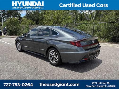 2022 Hyundai SONATA SEL