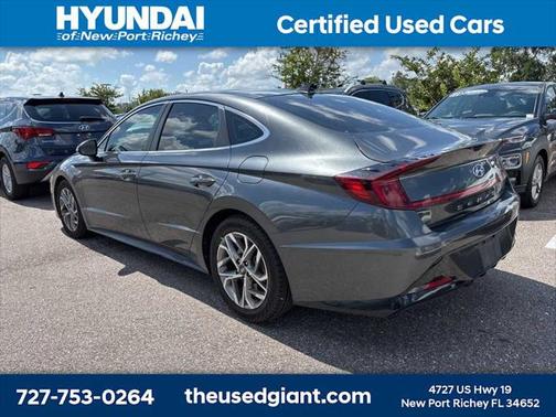 2022 Hyundai SONATA SEL