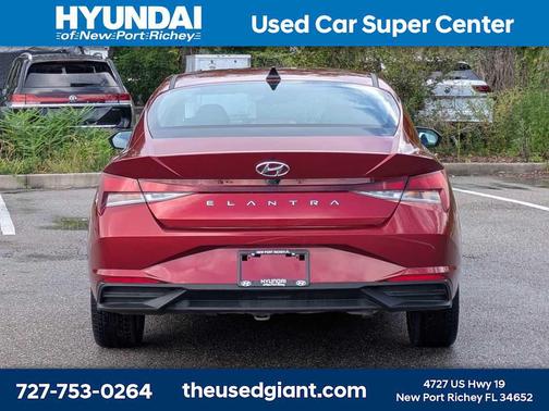 Ultimate Red 2023 Hyundai ELANTRA SEL