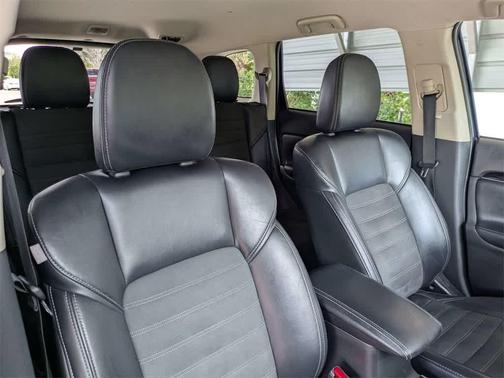 2020 Mitsubishi Outlander SE