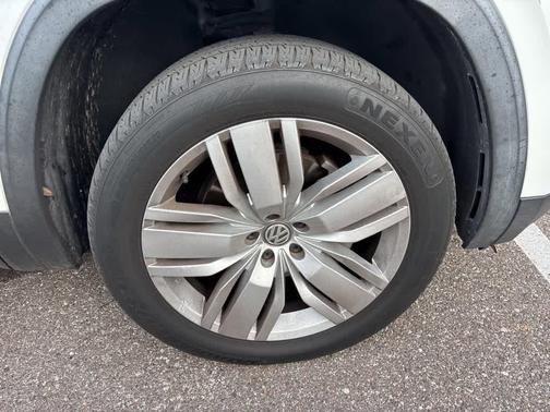 2019 Volkswagen Atlas 3.6L SE w/Technology