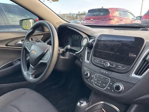 2020 Chevrolet Malibu FWD LT