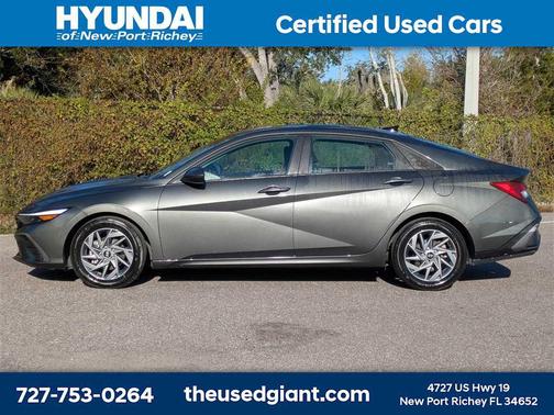 2024 Hyundai ELANTRA SEL