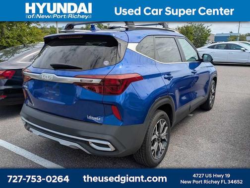 Neptune Blue 2023 Kia Seltos EX