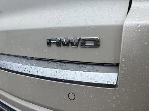 2015 GMC Acadia Denali