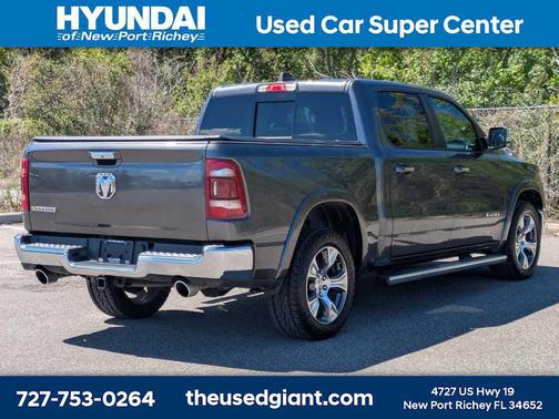 Granite Crystal Metallic Clearcoat 2020 RAM 1500 Laramie