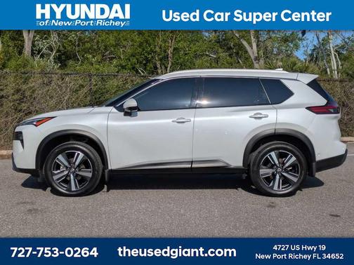 2025 Nissan Rogue SL