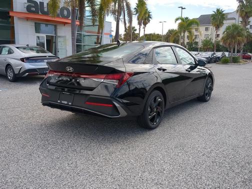 2026 Hyundai ELANTRA Sport