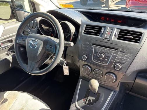 2013 Mazda Mazda5 Sport