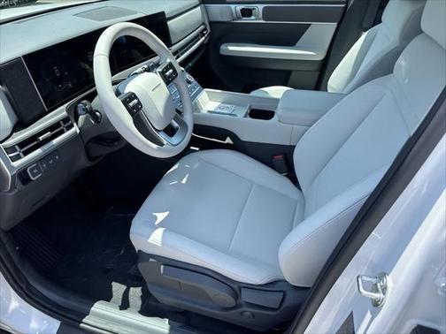 2025 Hyundai SANTA FE SE