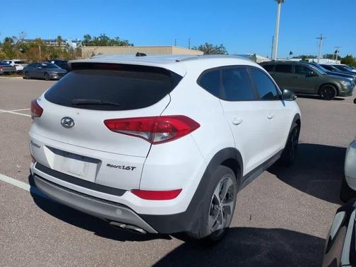 2017 Hyundai TUCSON Sport