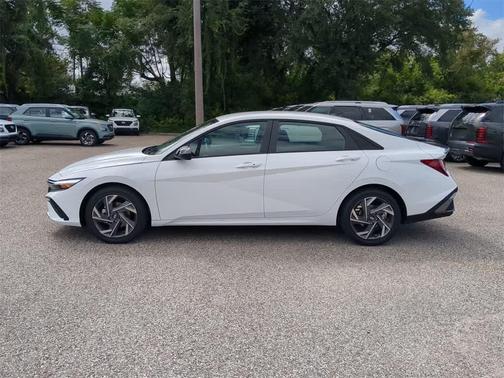 2025 Hyundai ELANTRA Sport