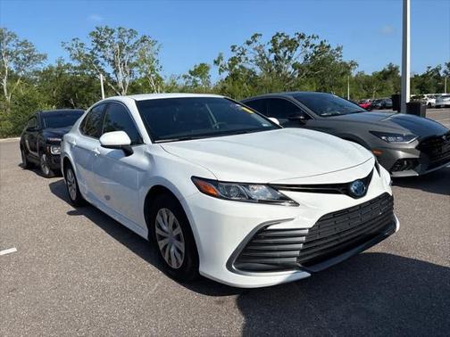 2022 Toyota Camry LE