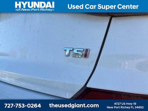 2018 Volkswagen Passat 2.0T SE