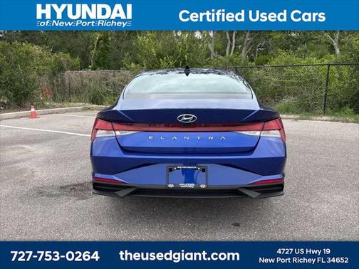 2023 Hyundai ELANTRA SEL