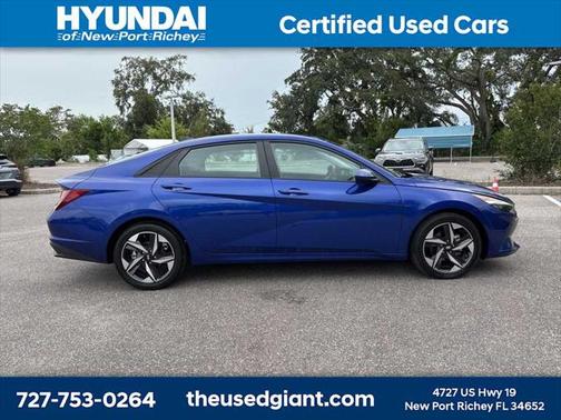 2023 Hyundai ELANTRA SEL