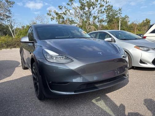 2023 Tesla Model Y Long Range Dual Motor All-Wheel Drive