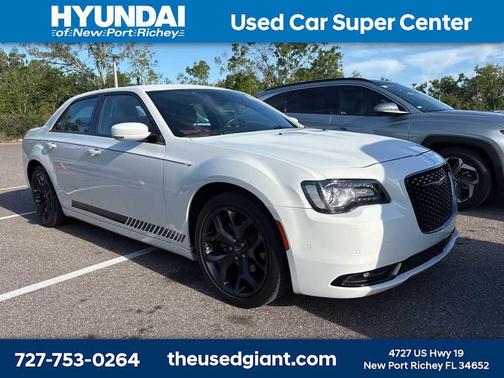 Bright White Clearcoat 2020 Chrysler 300 S