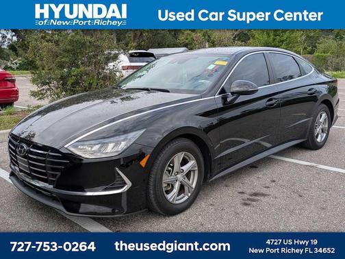 Onyx Black 2023 Hyundai SONATA SE