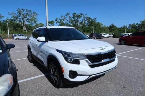 2022 Kia Seltos EX
