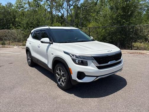 2022 Kia Seltos EX