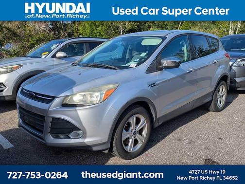 Ingot Silver 2016 Ford Escape SE