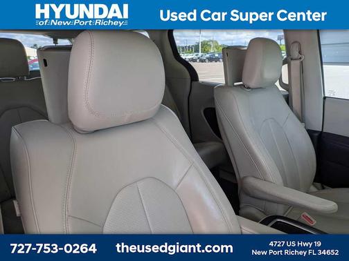 Velvet Red Pearlcoat 2018 Chrysler Pacifica Touring-L Plus