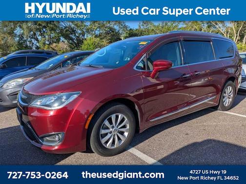 Velvet Red Pearlcoat 2018 Chrysler Pacifica Touring-L Plus