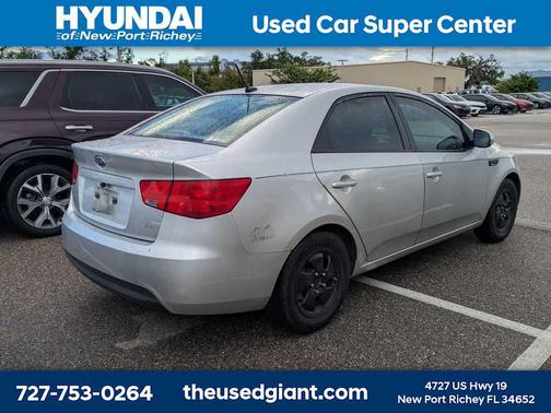 Bright Silver Metallic 2013 Kia Forte EX