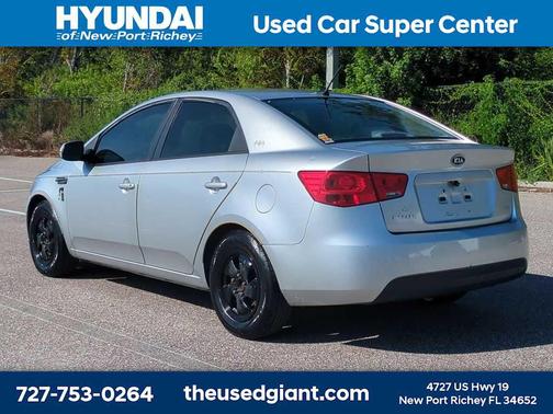 Bright Silver Metallic 2013 Kia Forte EX