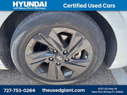 2021 Hyundai ELANTRA SEL