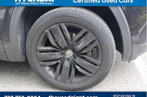 2019 Volkswagen Atlas 3.6L SEL Premium