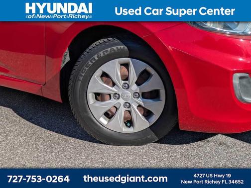 Boston Red Metallic 2016 Hyundai Accent SE