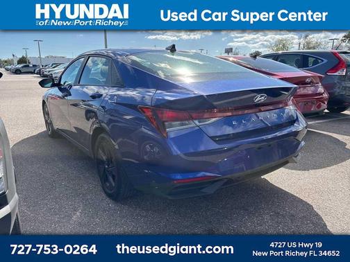 2023 Hyundai ELANTRA SEL