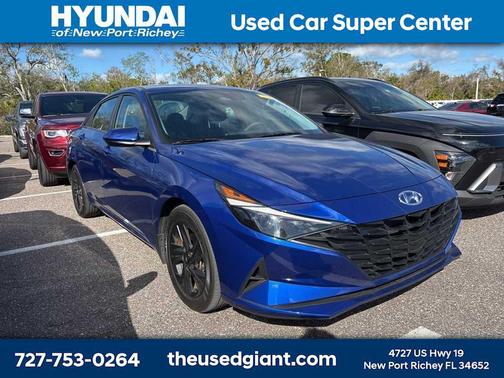 2023 Hyundai ELANTRA SEL